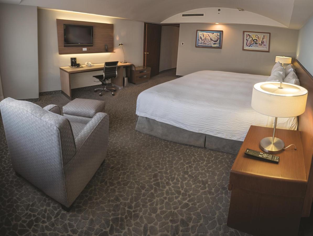 Courtyard By Marriott Mexico City Revolucion Exterior photo