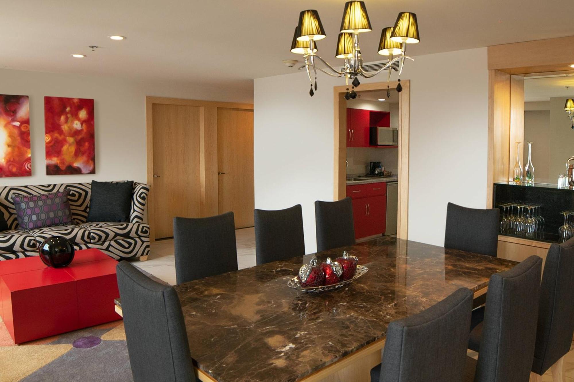 Courtyard By Marriott Mexico City Revolucion Exterior photo