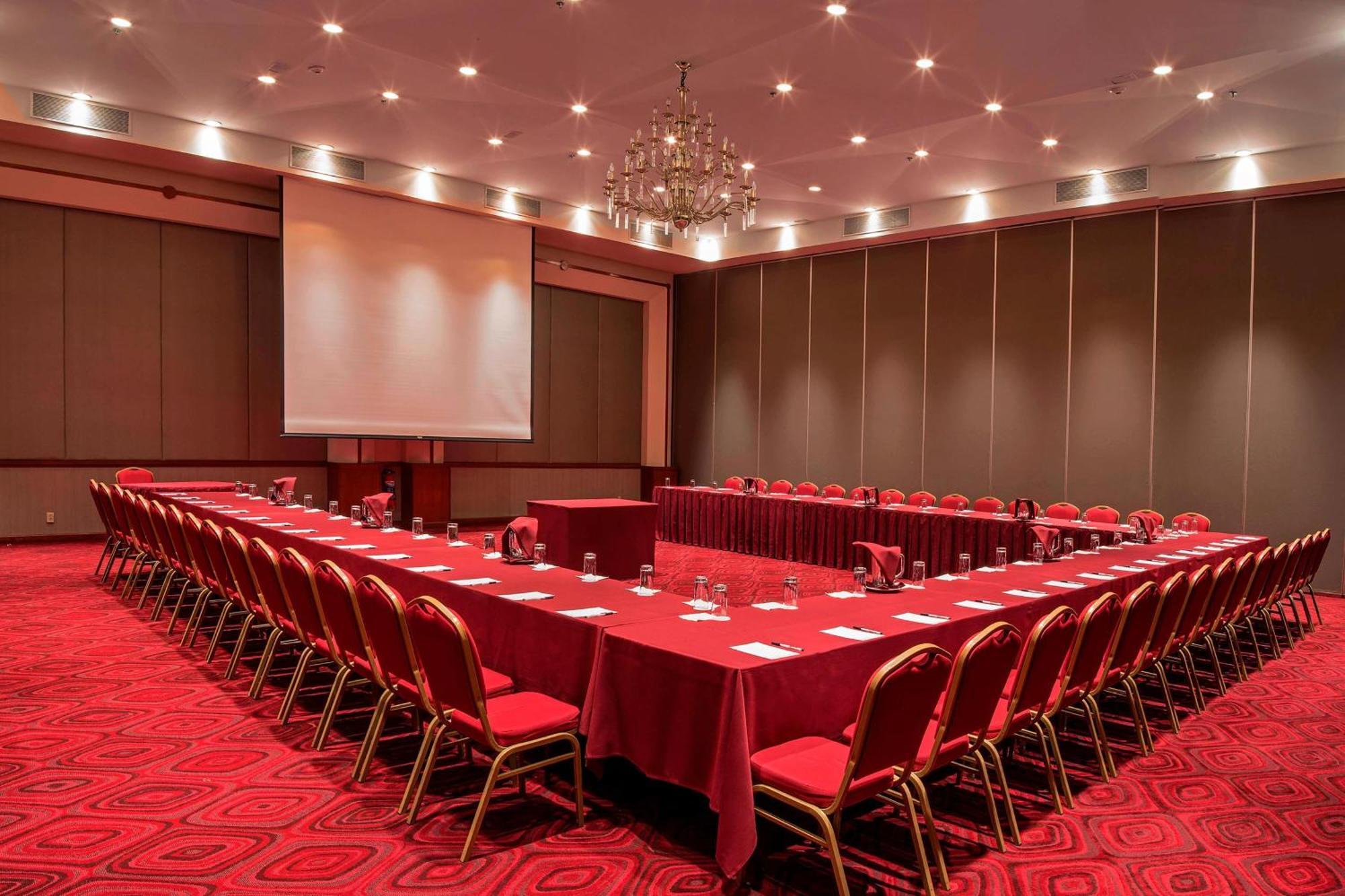 Courtyard By Marriott Mexico City Revolucion Exterior photo